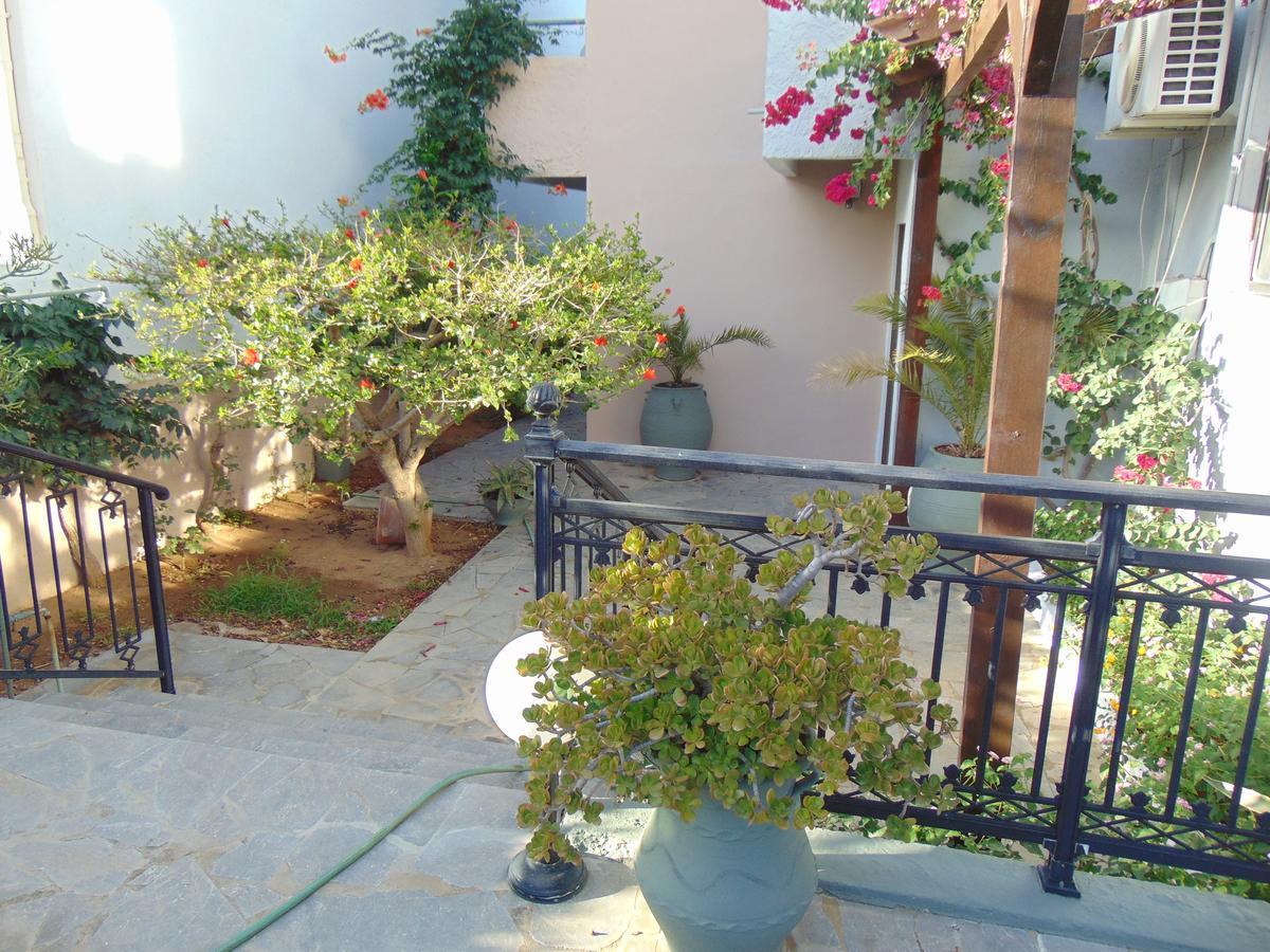 Hotel Elvira Stalida
